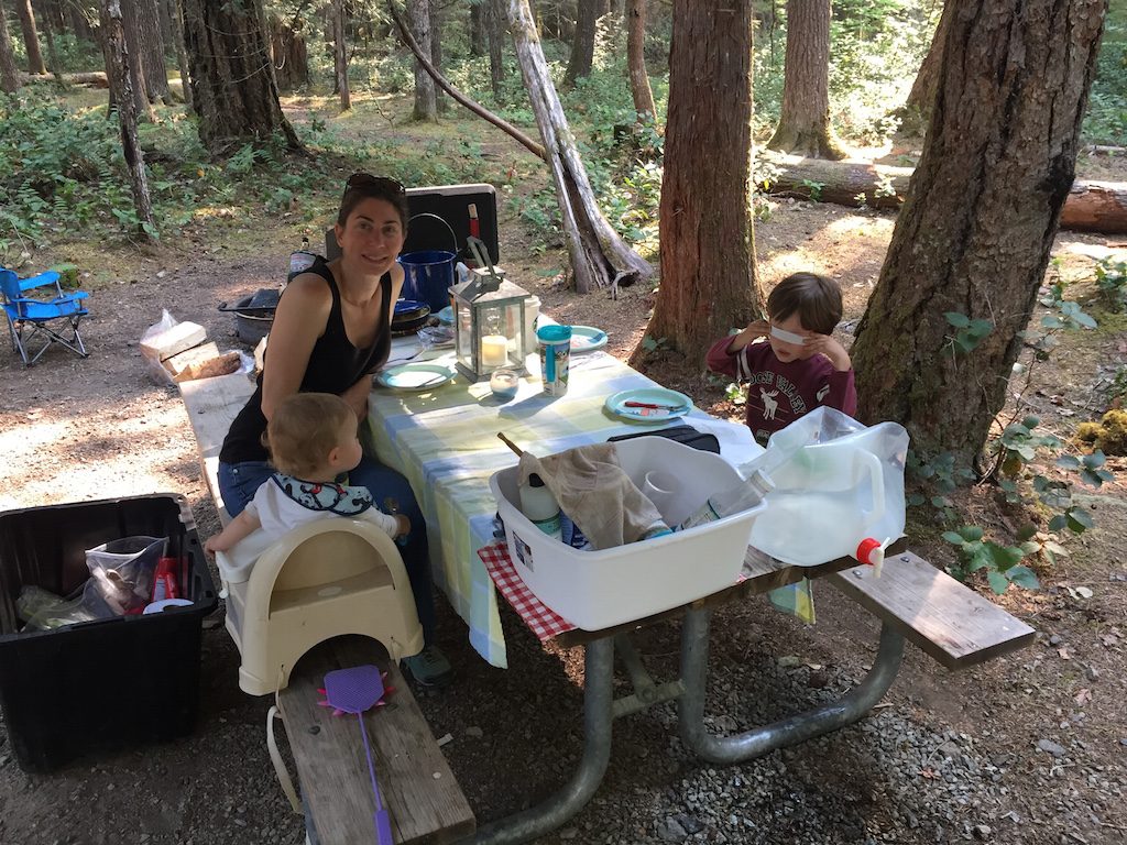 picnic table, collapsable water container